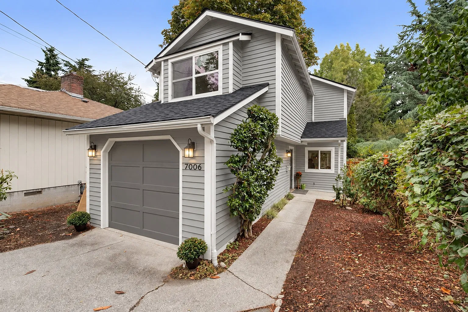 3 bed, 2.5 bath, 1340 sqft, $4,000 — Photo 1