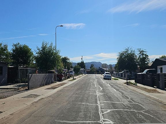 5th image of 4437 S 8th Pl