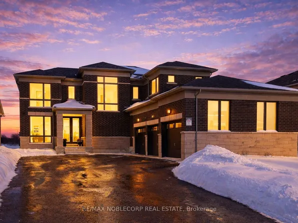 36 Felhazi Trl, Essa, ON L3W 0A9