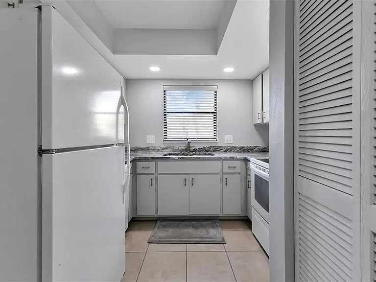14459 River Beach Dr #129 — Photo 9