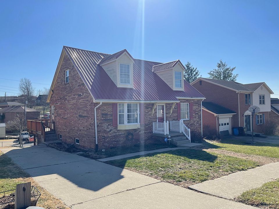 1st image of 2131 Fayette Dr