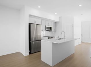 701 Orchards Blvd SW #1, Edmonton, AB T6X 3C3