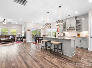 1909 Lotus Ln, Denver, NC 28037