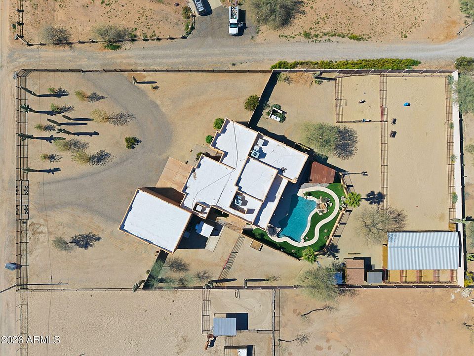 1st image of 1114 E Carlise Road