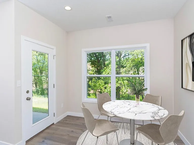 1205 Stonehaven Dr — Photo 18