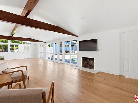 5th image of 26 Packet Rd