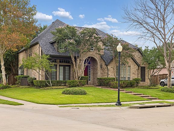 2nd image of 1401 Bristlewood Dr
