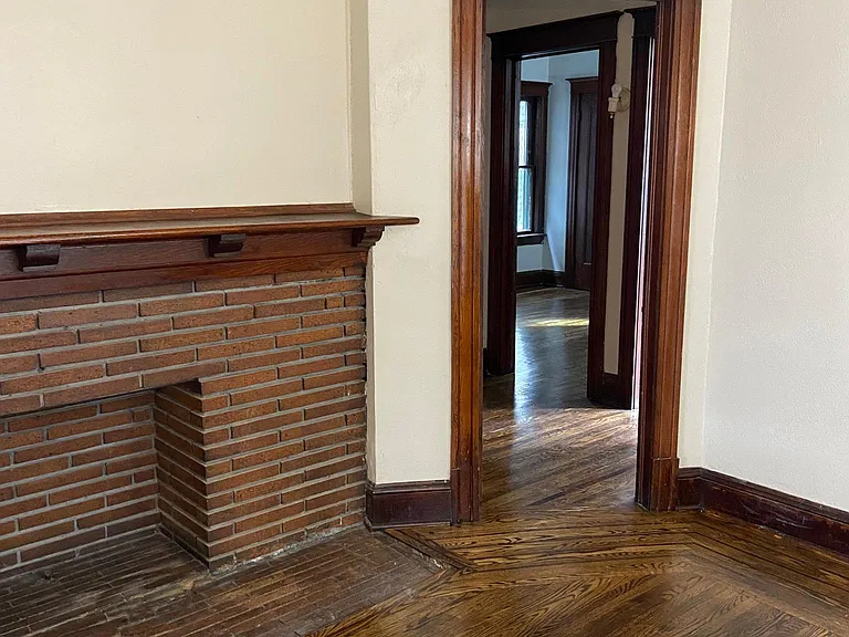 677 W Delavan Ave #1 — Photo 9