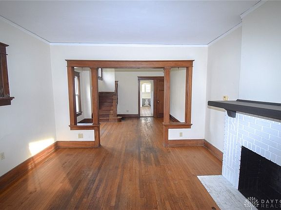 5th image of 31 E Norman Ave