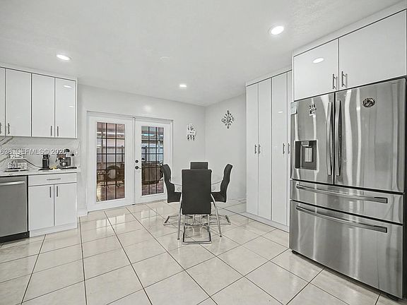 5th image of 17330 SW 302nd St