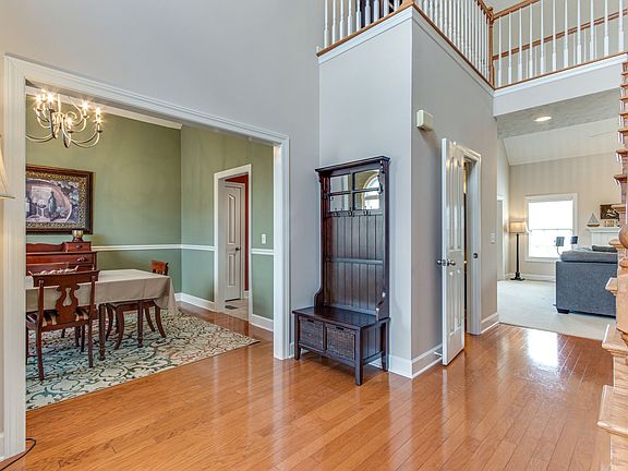 4th image of 1709 Satterfield Ct