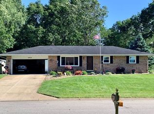 24912 White Pine Dr, South Bend, IN 46619
