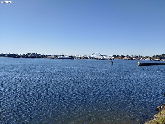 2nd image of 1000 SE Bay Blvd #227