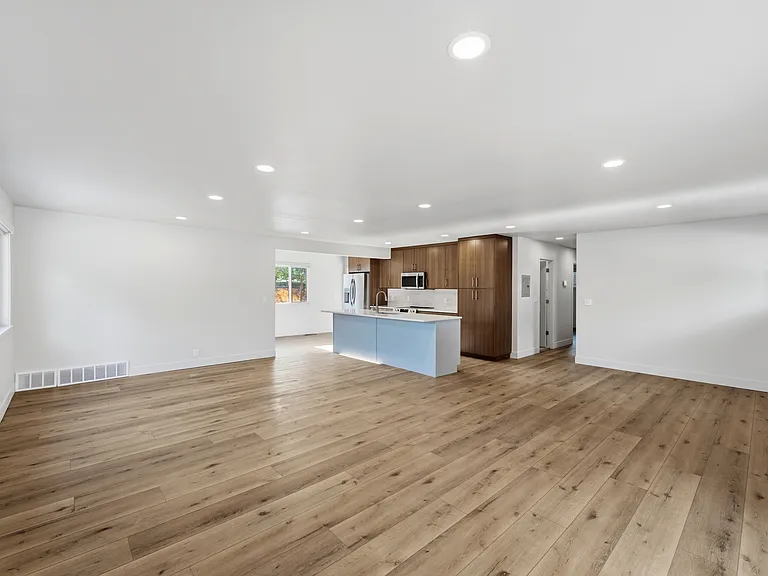 1153 N Buccaneer Dr — Photo 11