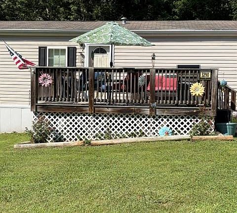 2nd image of 3290 Sleepy Hollow Rd