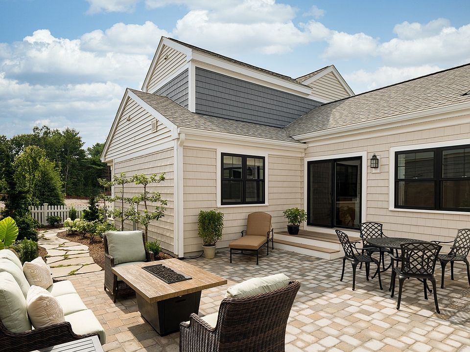 1st image of 16 Firefly Point #16