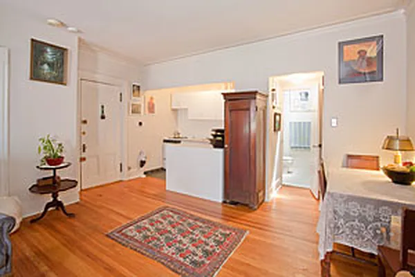 Sold by Avenue Sotheby's International Realty | media 15