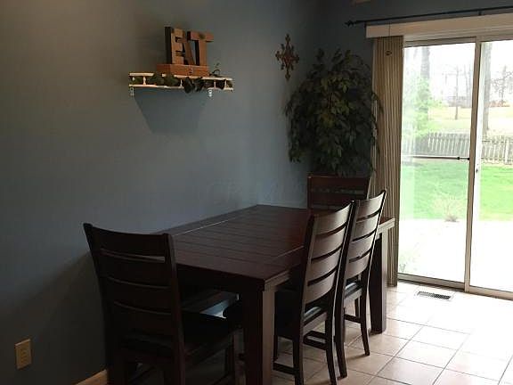 5th image of 7780 Farm Hill Dr