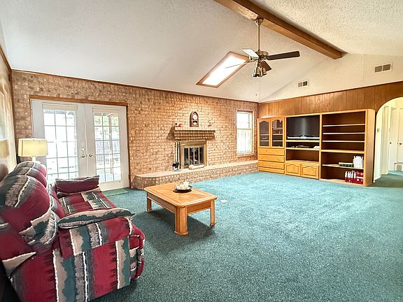 3rd image of 3334 Timber Ridge Dr