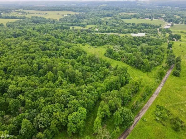 Welton Rd, Bolivar, OH 44612