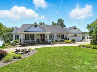 441 Wildlife Club Ln, Taylorsville, NC 28681
