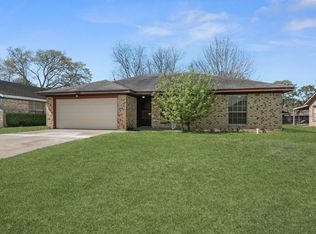 1832 Jones St, Rosenberg, TX 77471