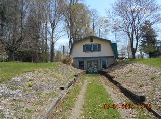 26562 Lake Dr, Cambridge Springs, PA 16403