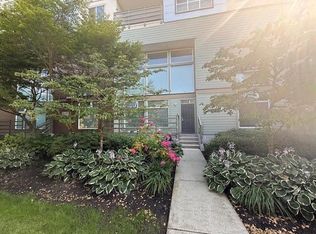 15850 26th Ave #4, Surrey, BC V3Z 2N6
