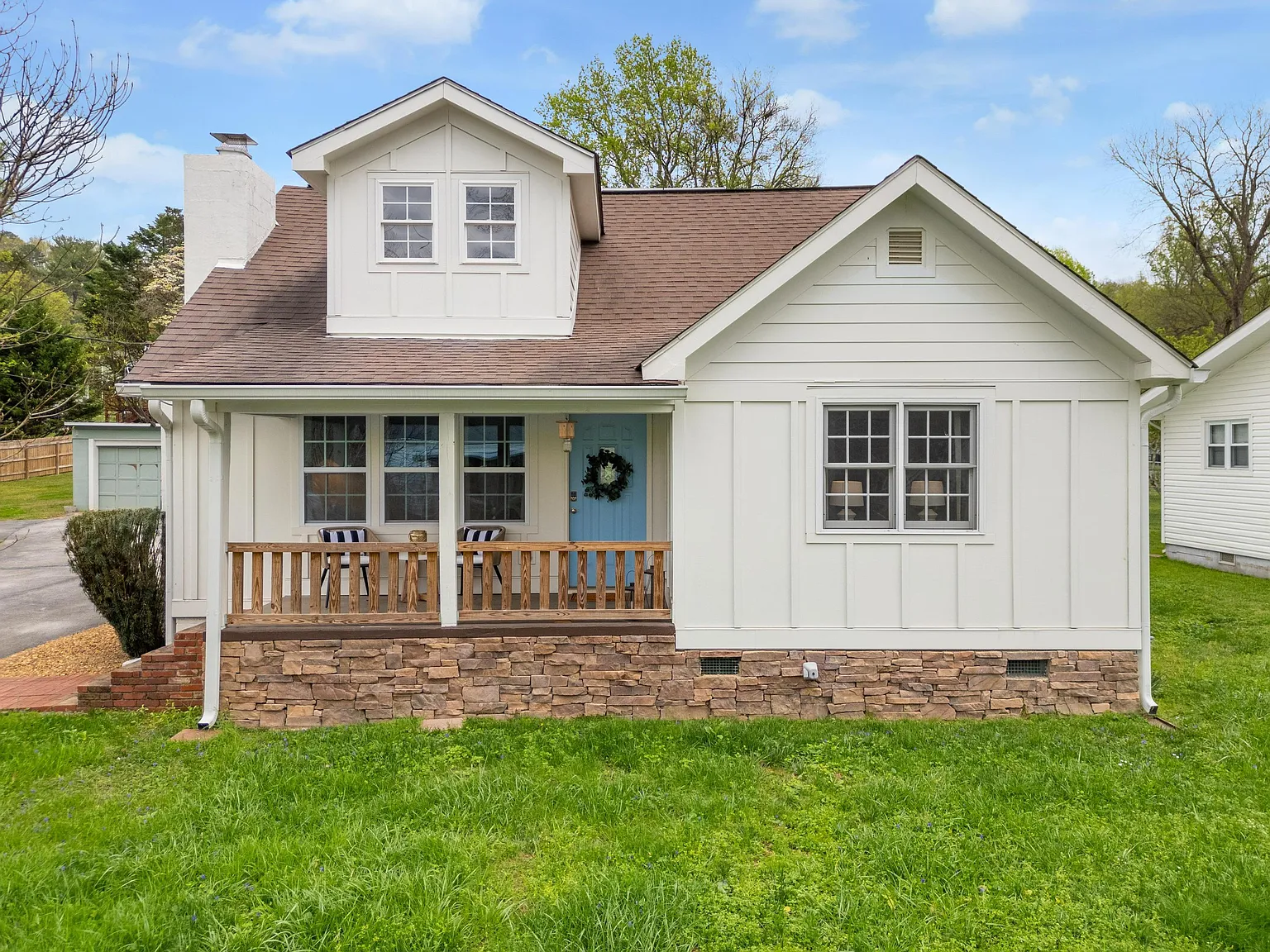 3706 Redding Rd — Photo 1