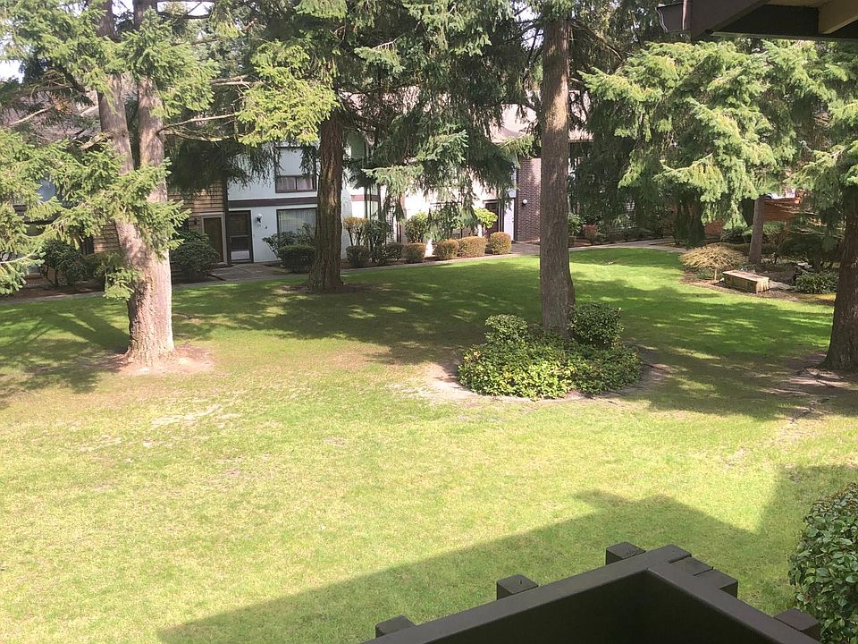 1st image of 1717 150th Ave SE APT 7