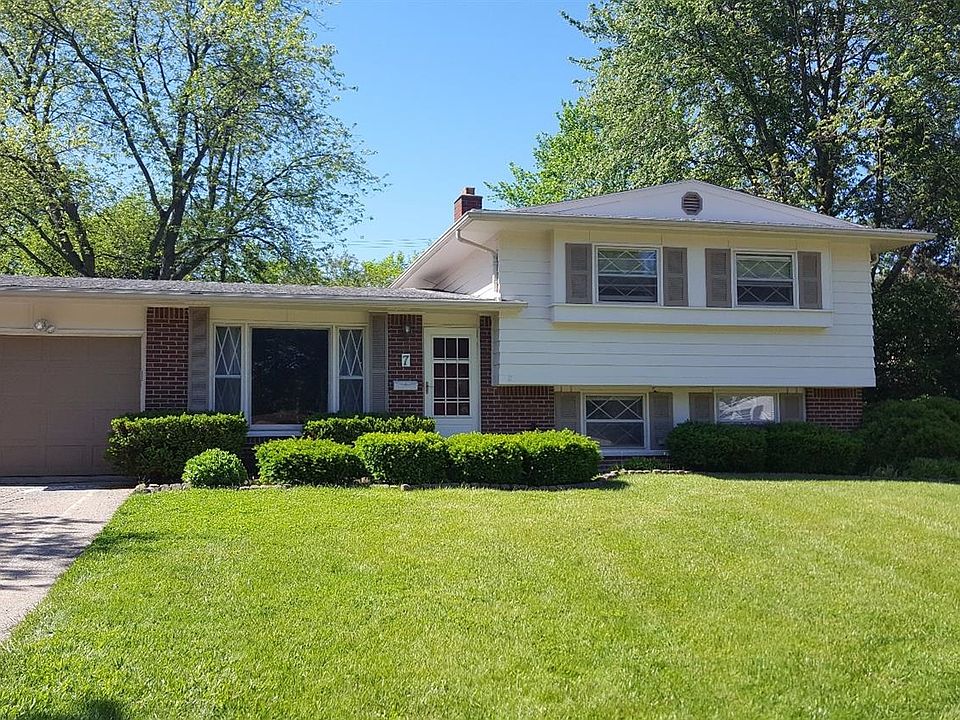 1st image of 7 Bristol Ct