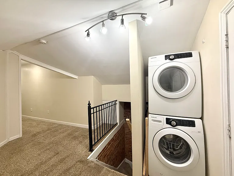 41 King Ave #D — Photo 12