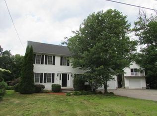 17 Roberta Rd, Blackstone, MA 01504