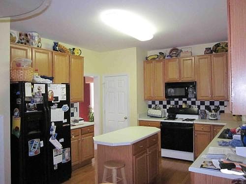 2nd image of 10616 Spurloch Ct