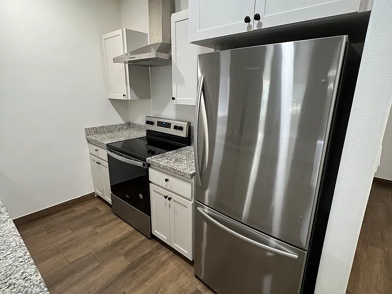 1027 Fairway Dr #1 — Photo 5