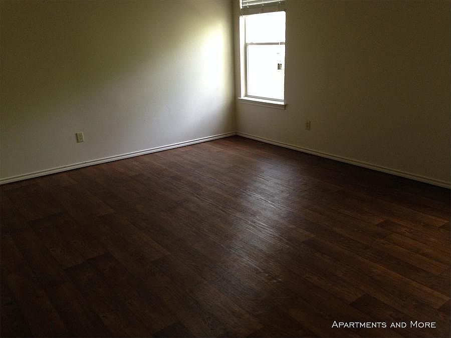 1st image of 904 Sagewood Trl
