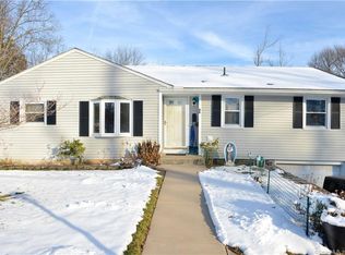 86 Wolcott Rd, West Hartford, CT 06110