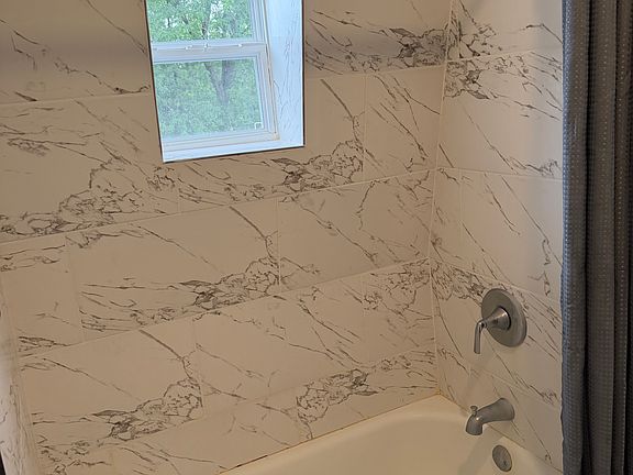 5th image of 125 W Cherry St #129-4