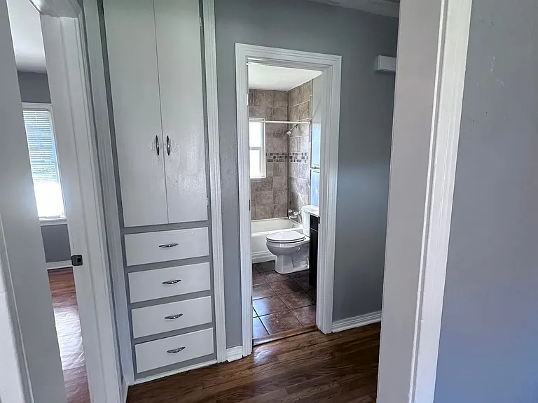 837 W Moore Ave — Photo 33