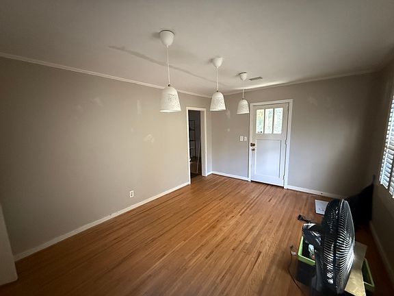 3rd image of 1479 Brooklyn Ave NW