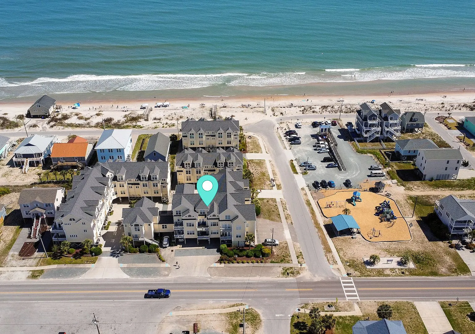 *Seasonal Rental* at Summer Winds 205: 3 Bedroom + Loft on Topsail Island - 3 month lease required — Photo 1