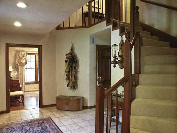 5th image of 43 Avenue Of The Oaks