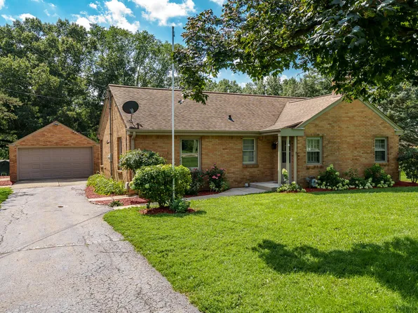 3804 S Mill Rd, Cherry Valley, IL 61016