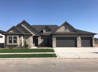 4566 W Sugar Tree Dr, Meridian, ID 83646