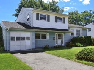 46 Beacon St, Port Reading, NJ 07064