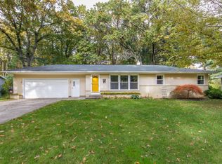 1187 Wintergreen Dr, Holland, MI 49424