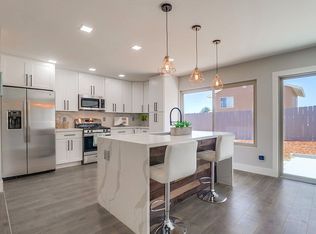 1528 Cove Ct, San Marcos, CA 92069