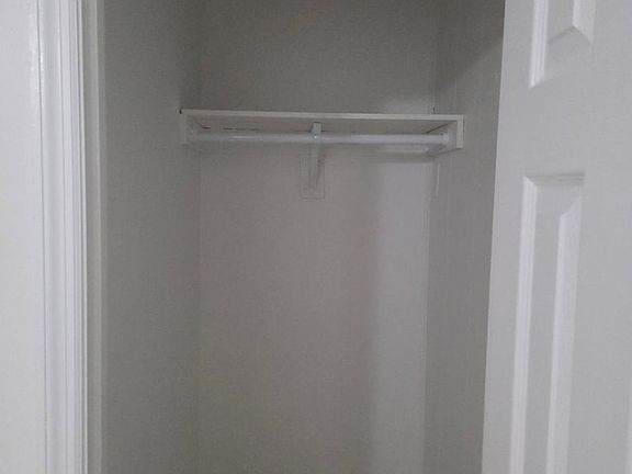 4th image of 3312 Paris Pl