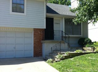 7309 NW 82nd St, Kansas City, MO 64152