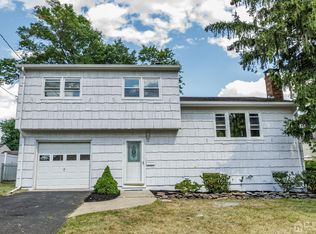 106 4th St, Middlesex, NJ 08846